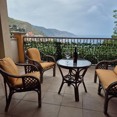 Casa Flavia Appartement Taormina Buitenkant foto
