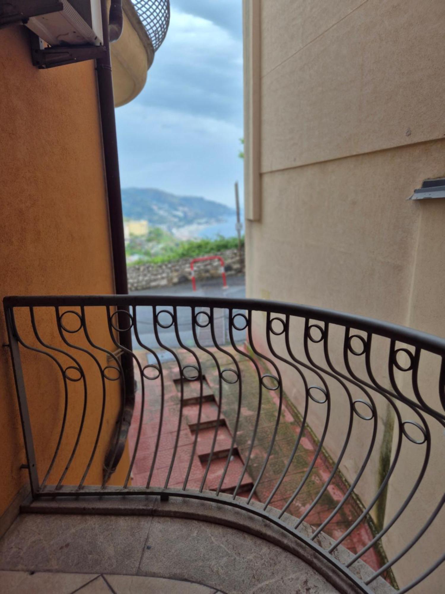 Casa Flavia Appartement Taormina Buitenkant foto